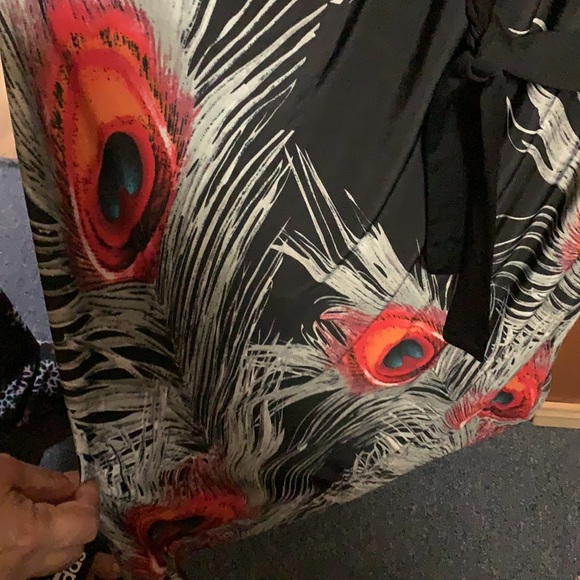 Maxi   Thin strap dress with peacock design  never worn - Picture 5 of 6